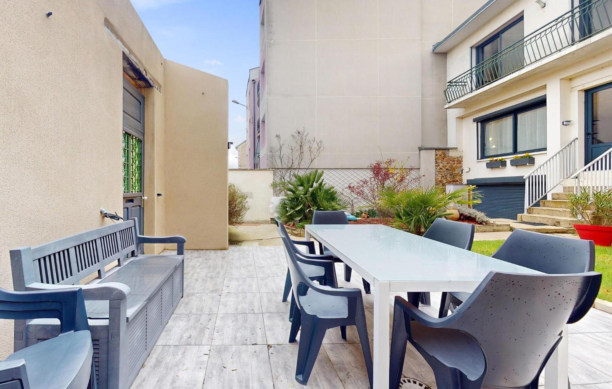 Appartement Awesome In With Wifi Limoges